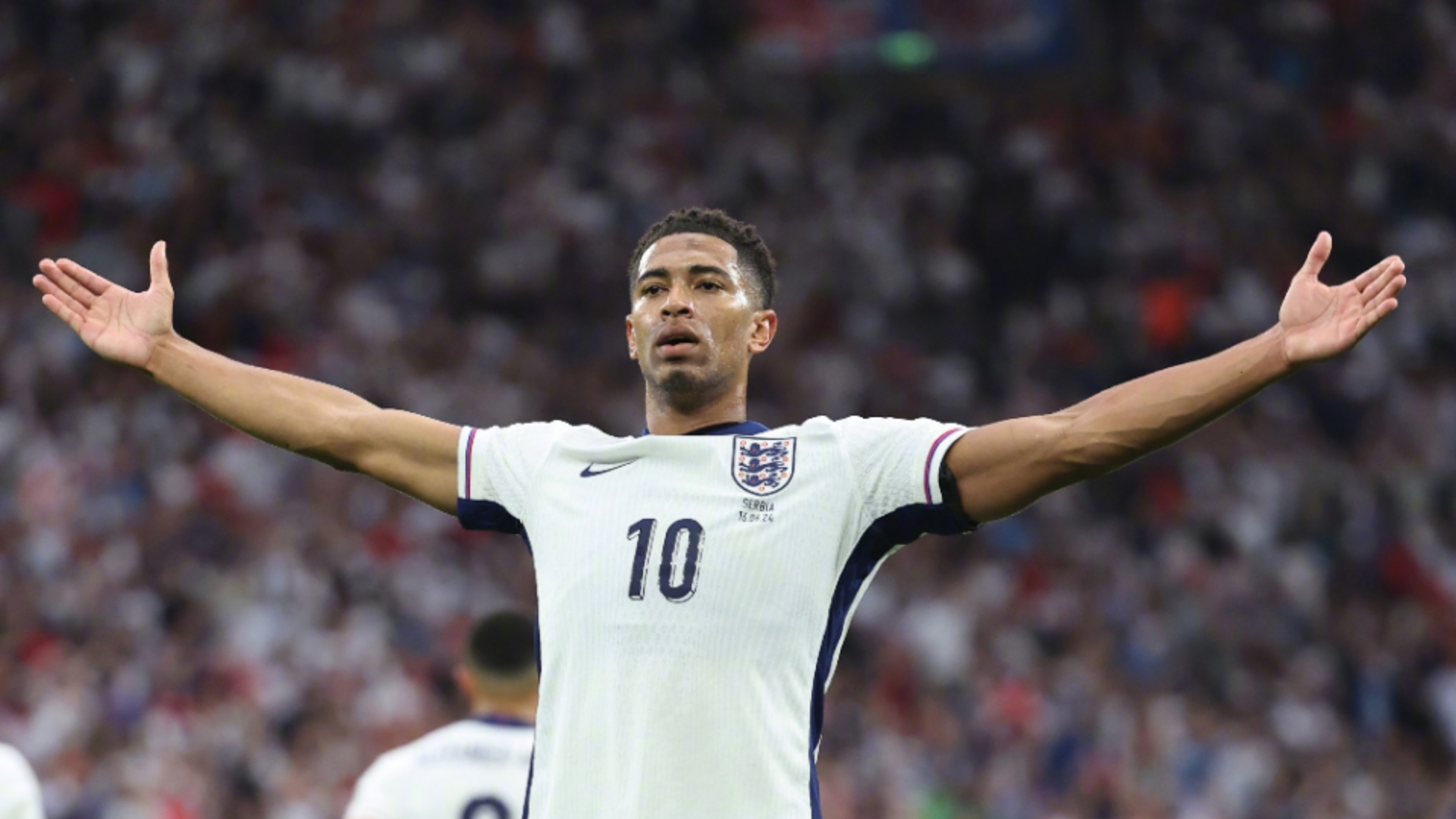 自然年为五大联赛球队+法国队进球60+，姆巴佩是近67年来首人（姆巴佩自然年为五大联赛俱乐部与法国队攻入60球以上，创近67年首例）