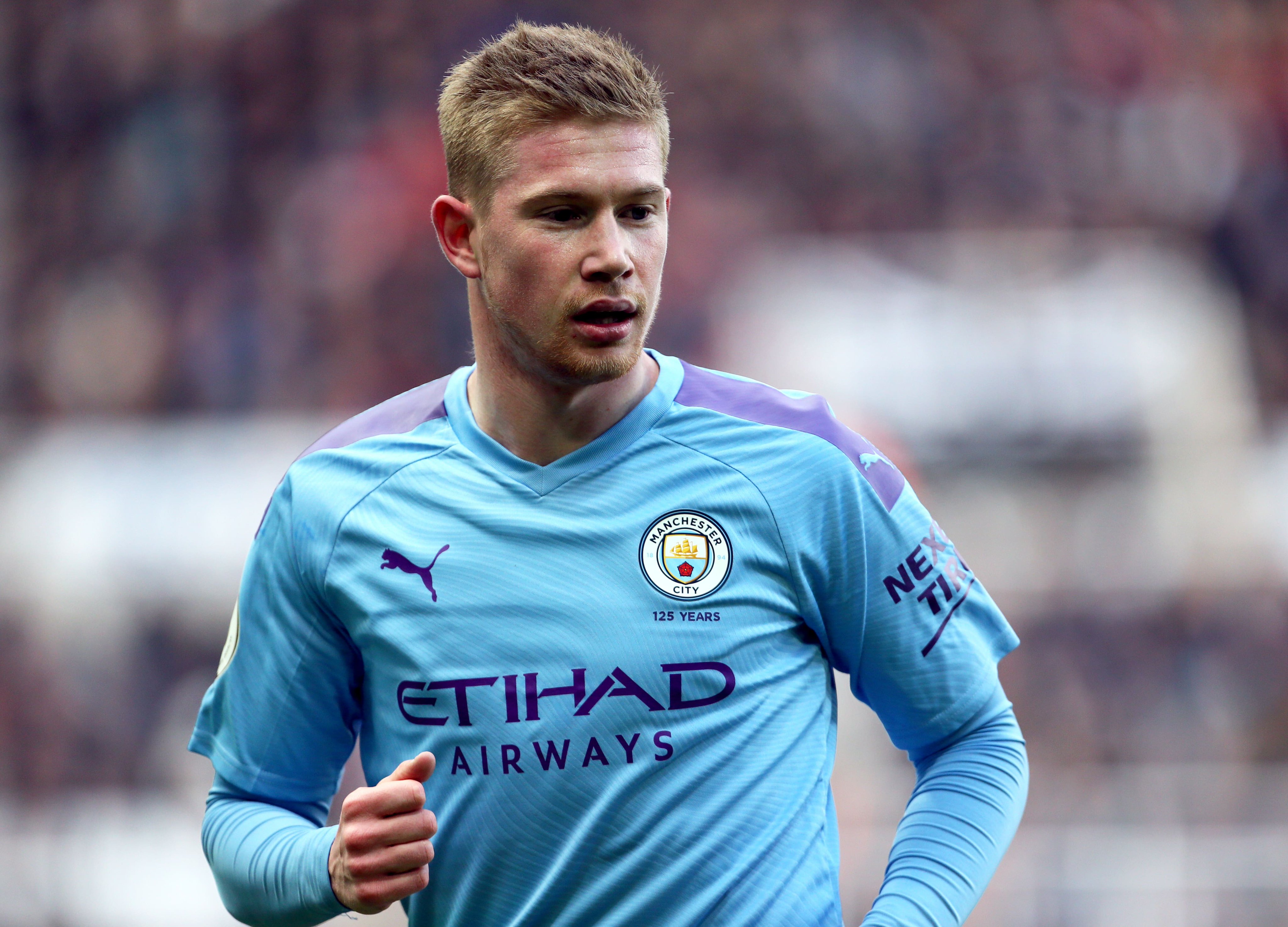 防守强度一上来整个比赛变了（防守升级，比赛面貌立刻改观）