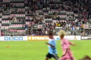 罗马诺：阿森纳已初步接触雷恩20岁中卫杰里米-雅凯（罗马诺称：阿森纳已与雷恩20岁中卫杰里米-雅凯进行初步接洽）