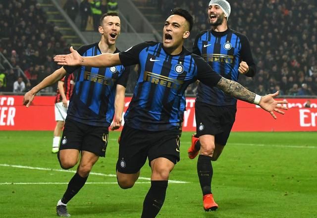 博努奇：小基耶萨可能踢附加赛；球员明白穿意大利球衣的责任（博努奇：小基耶萨有望出战附加赛，球员清楚身披意大利战袍的担当）