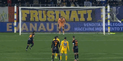 图片报评拜仁13名外租球员：帕利尼亚、努贝尔等4人大获成功