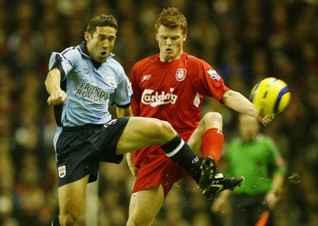 国安亚冠末轮计划展示足协杯奖杯但未成行，将为池忠国办纪念仪式（国安亚冠末轮未能展示足协杯奖杯，后续将为池忠国办纪念仪式）