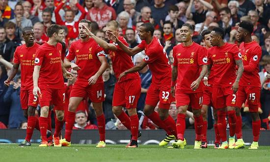 字母哥超强攻防两端统治比赛（字母哥两端发力统治全场）