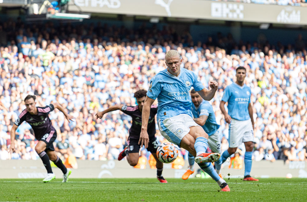 官方：赵博和王国明共同当选中超9／10月最佳守门员（中超9／10月最佳门将出炉：赵博、王国明共同当选）