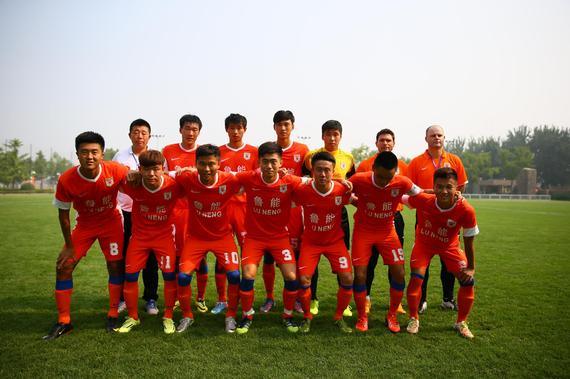 电讯报：为提前适应与减少转会支出，切尔西选择提前买下萨尔（电讯报：为降转会支出并加速适应，切尔西提前签下萨尔）