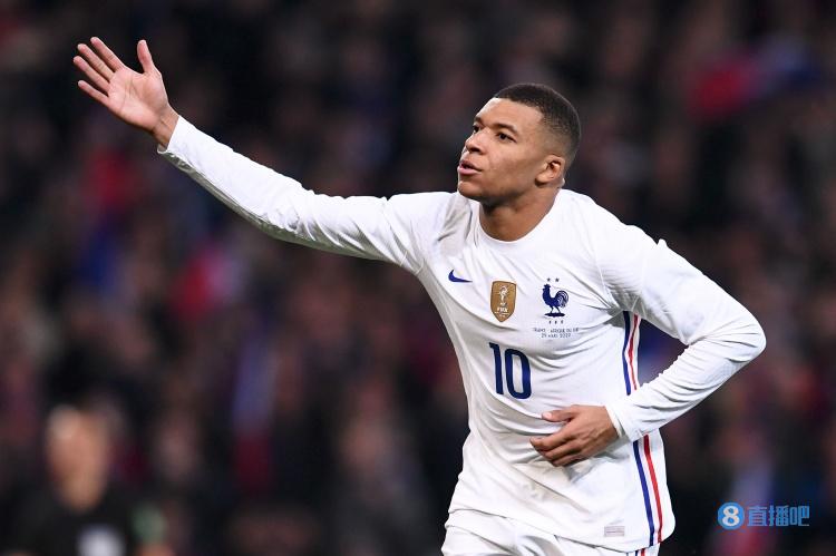 赛后情书：皇马不敌利物浦菜的发昏，拜仁大战巴黎脏的一批！（赛后手记：皇马不敌利物浦状态低迷，拜仁与巴黎恶战火药味十足！）