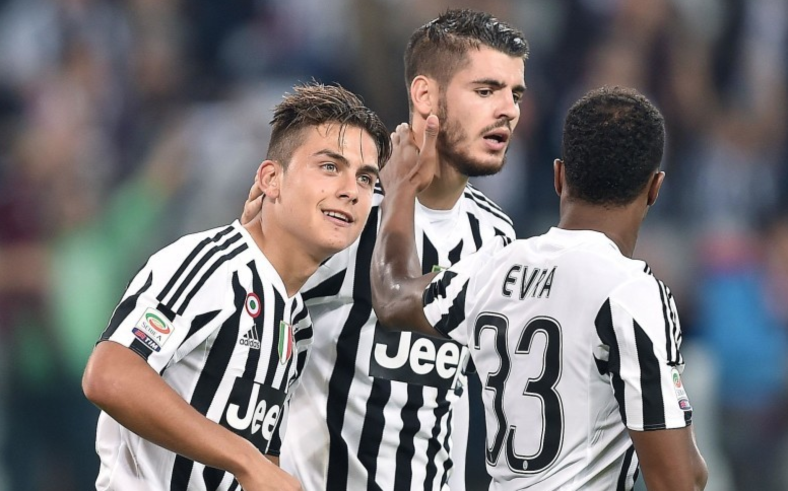 巴西vs突尼斯首发：维尼修斯、罗德里戈先发，埃斯特旺在列（巴西战突尼斯首发出炉：维尼修斯、罗德里戈领衔，埃斯特旺入选）