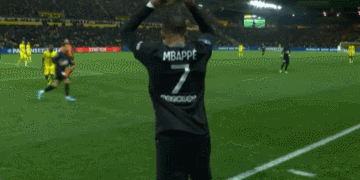 德乙前瞻：沙尔克04和帕德博恩上演榜首大战，双方仅差1分