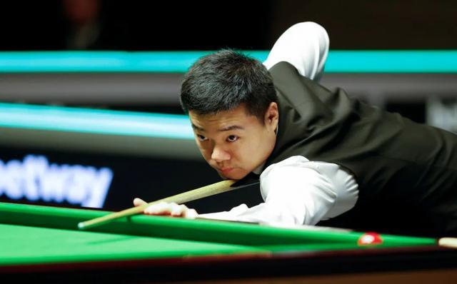 还是斗志满 还是斗志满